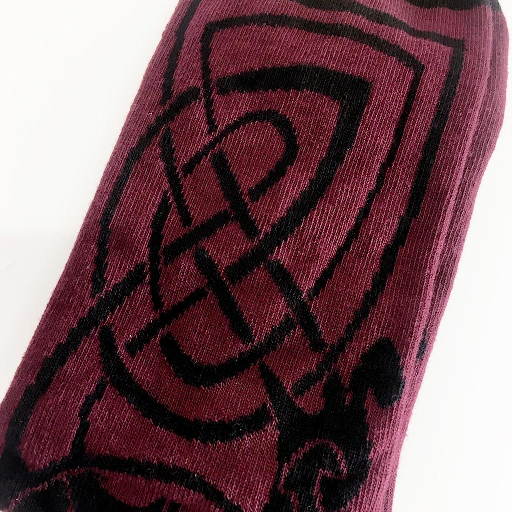Book of Kells Celtic Men's Sock Burgundy/Black