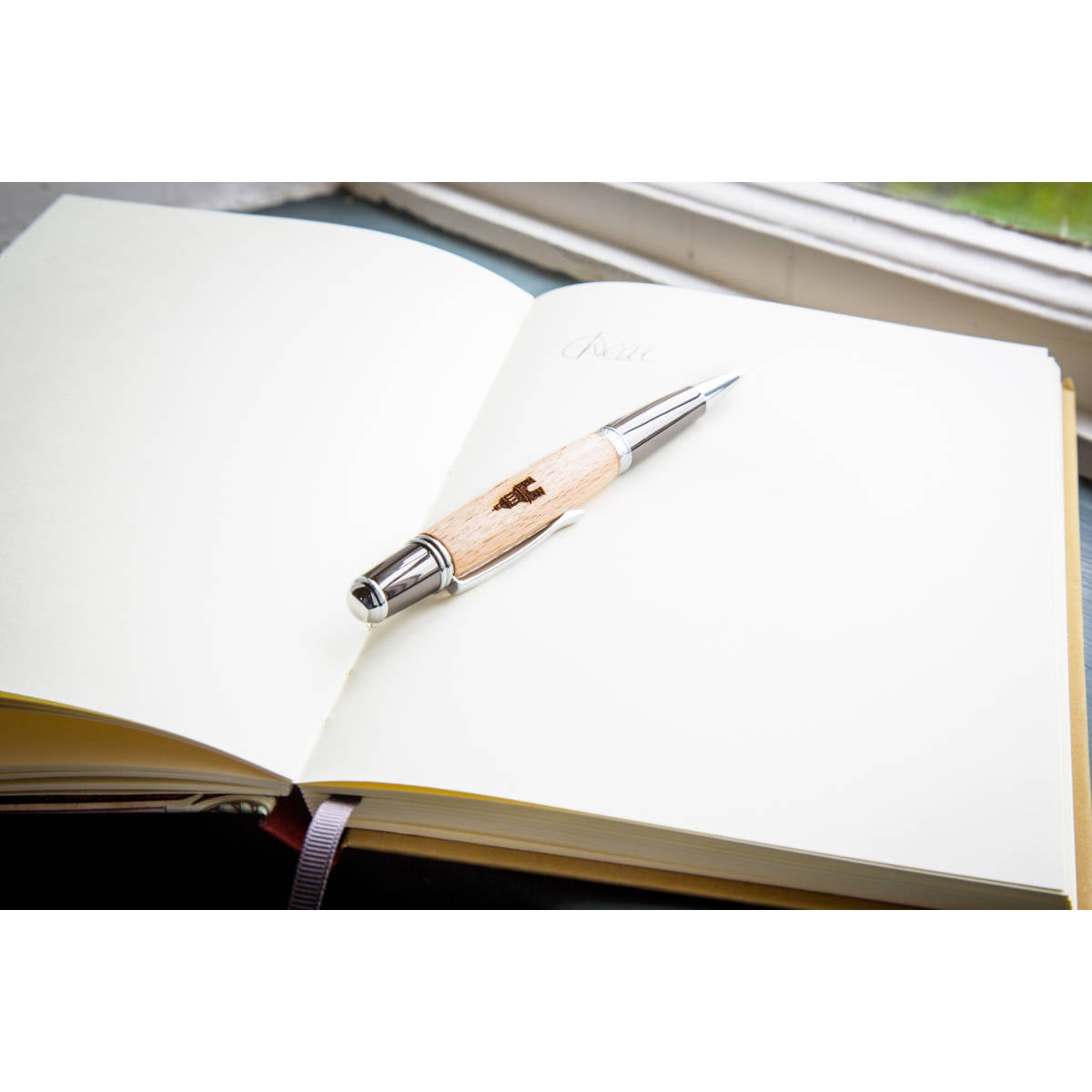 Trinity College Dublin Executive Pen & Presentation Box