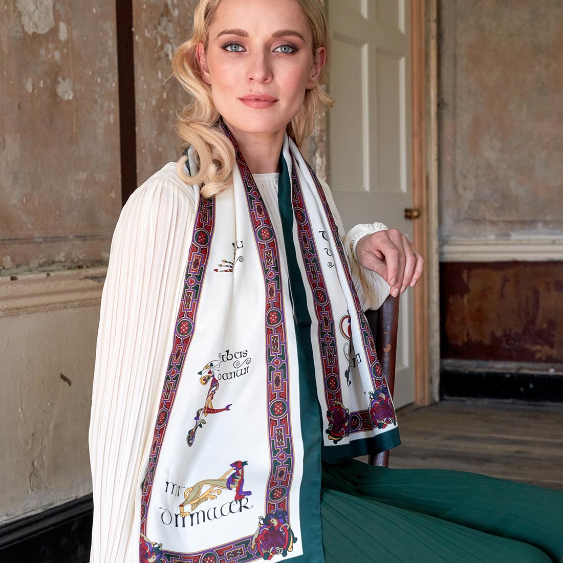 Book of Kells Long Signature Scarf Bottle Green/Red/Purple