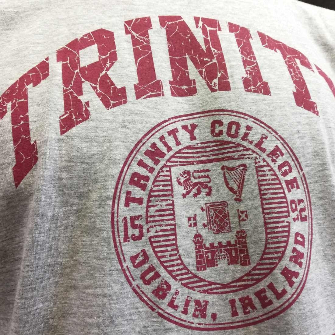 Trinity College Dublin Crest T-Shirt Grey Marl & Burgundy